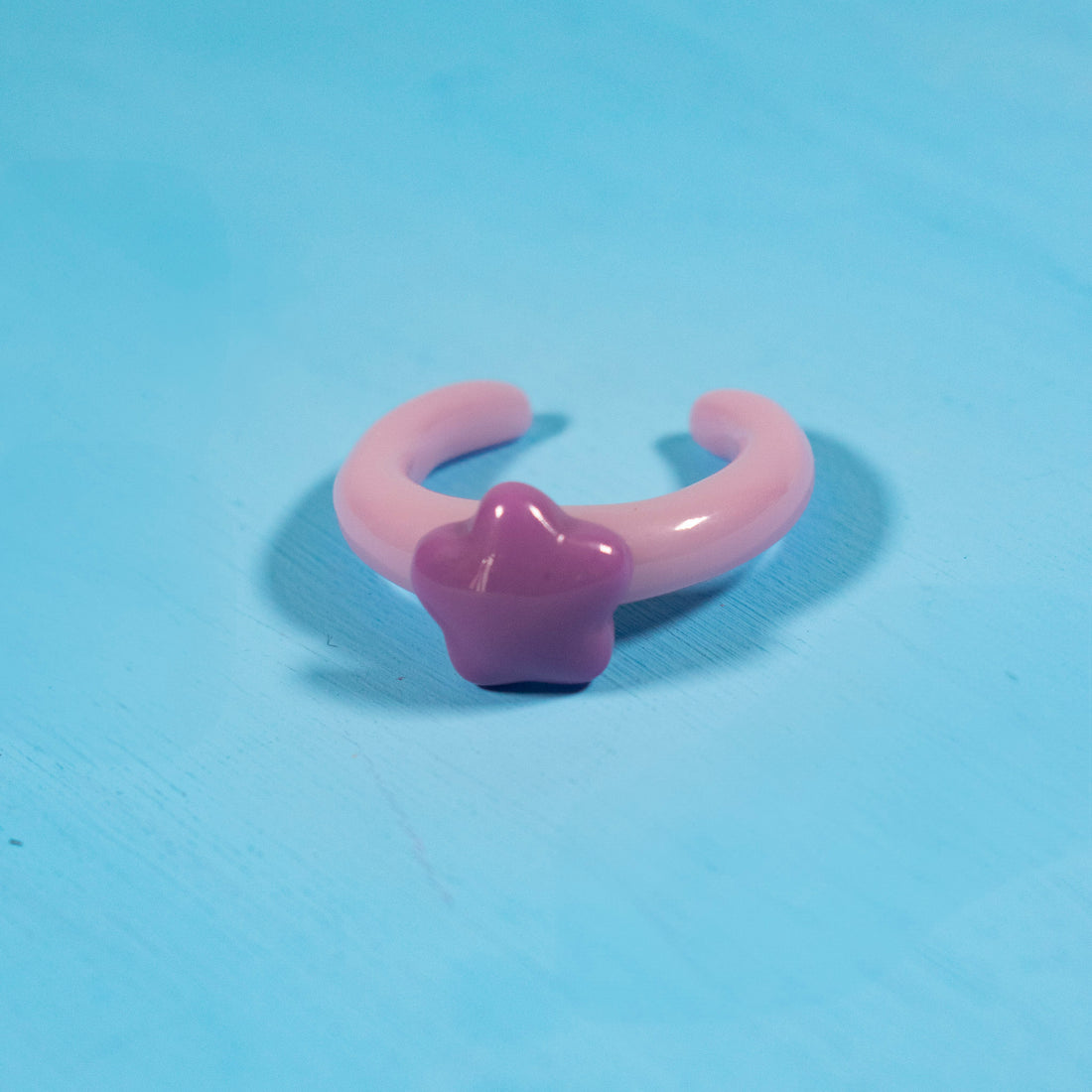 ¡NEW! Anillo Mini Flor Lila - Talla única 9.5
