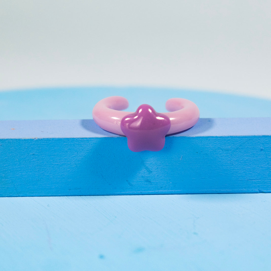 ¡NEW! Anillo Mini Flor Lila - Talla única 9.5