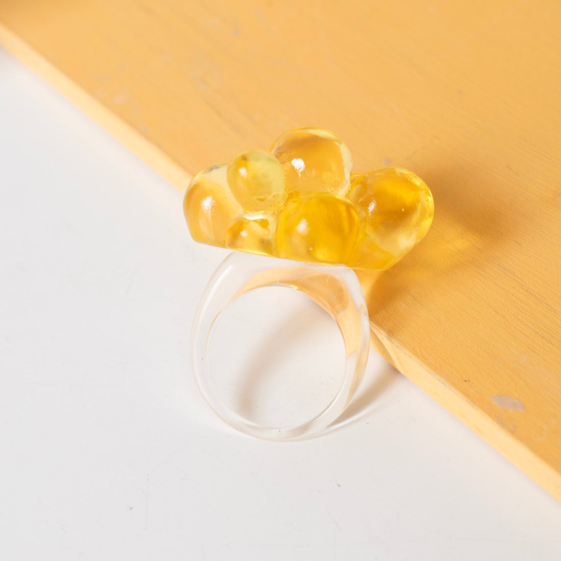 Anillo Acrílico Pétalos Amarillo -Talla única 9
