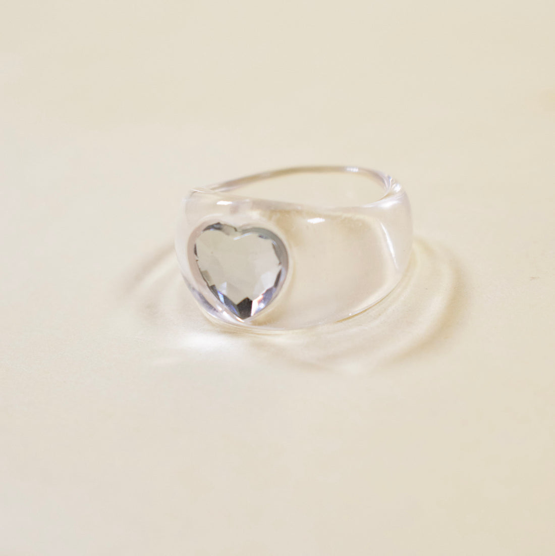 ¡NEW! Anillo Mini corazón Blanco diamante - Talla única 7.5