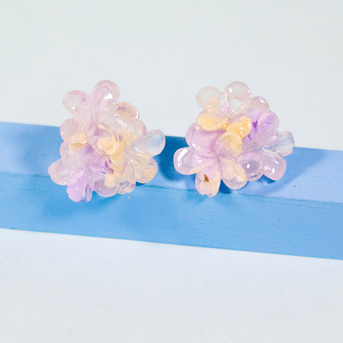 ¡NEW! Aretes Petal Morado