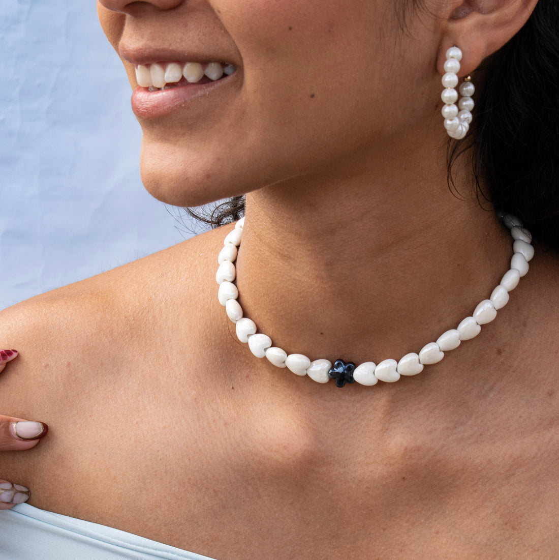 ¡NEW! Collar Corazones Blancos