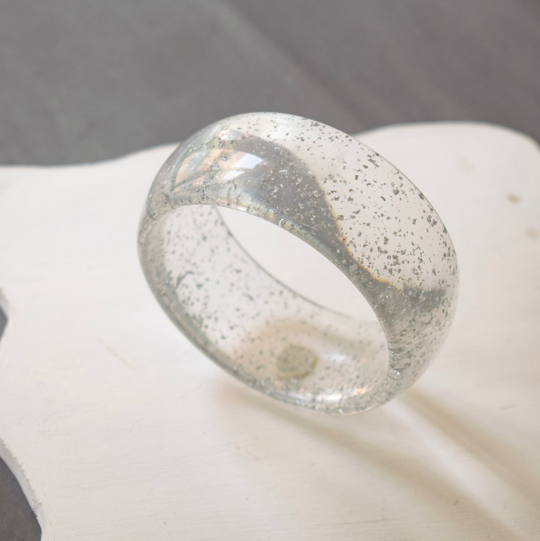 Pulsera Fantasía Gris Trasnparente