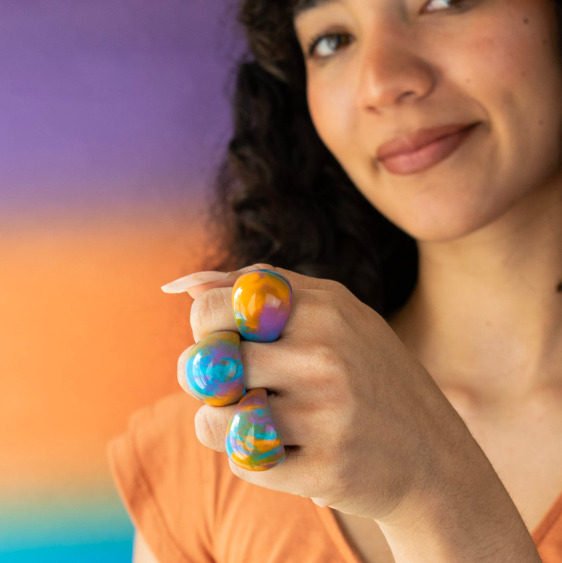 ¡NEW! Anillo Prisma Azul/Naranja- Talla única 9