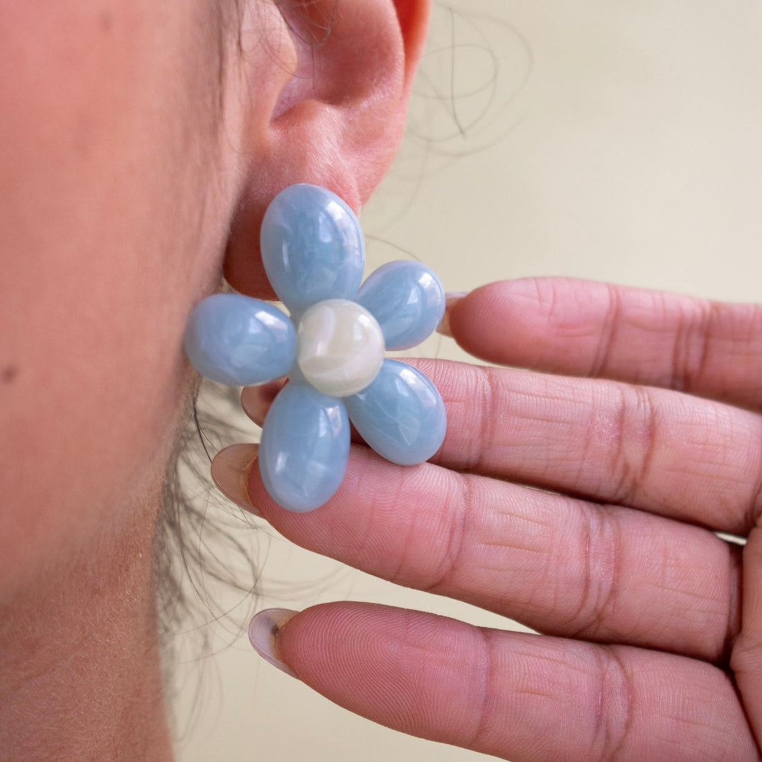 ¡NEW! Aretes flor azul
