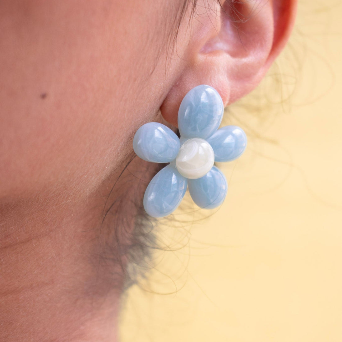 ¡NEW! Aretes flor azul