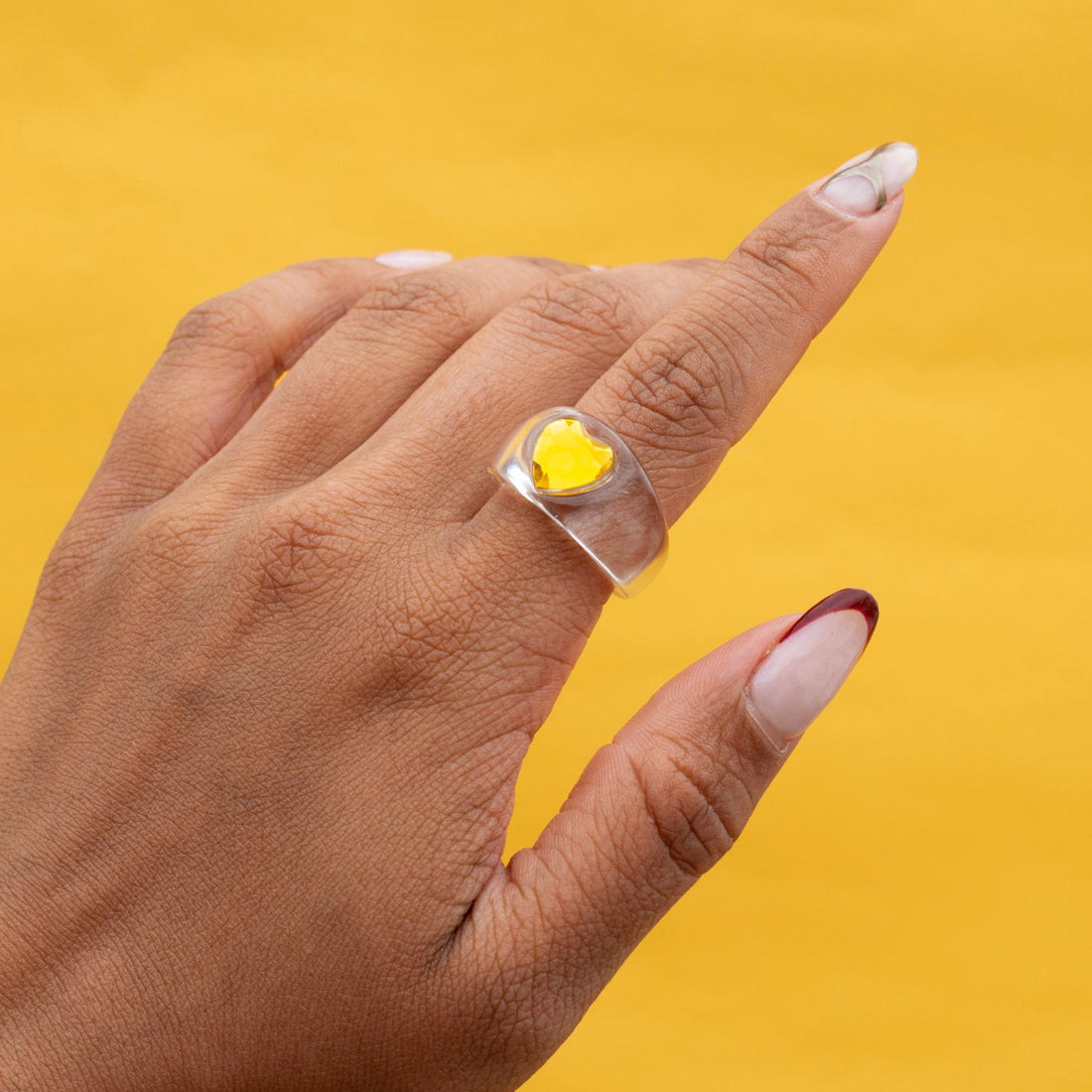 ¡NEW! Anillo Mini corazón Amarillo - Talla única 7.5