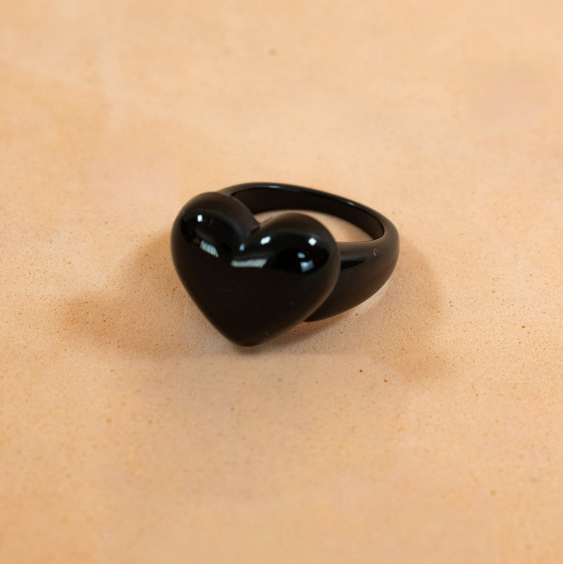 Anillo Corazonía Negro - Talla 8.5