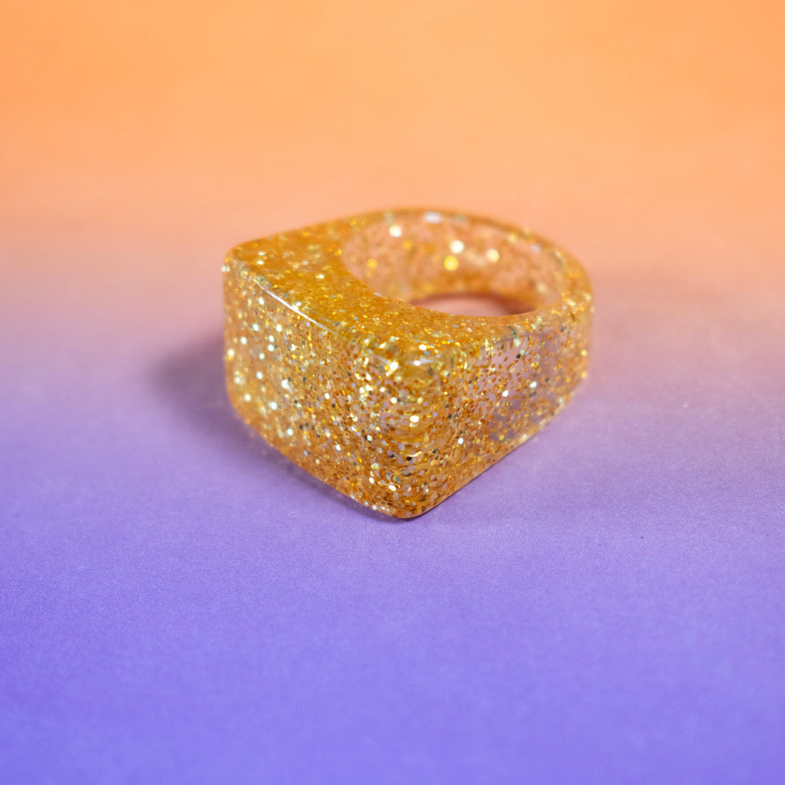 ¡NEW! Anillo Brillo Dorado - Talla 8