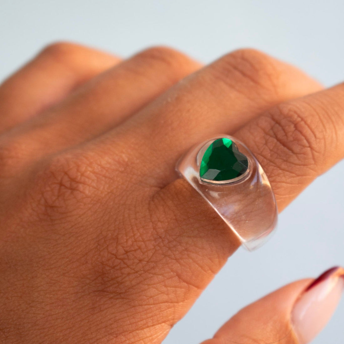 ¡NEW! Anillo Mini corazón verde- Talla única 7.5