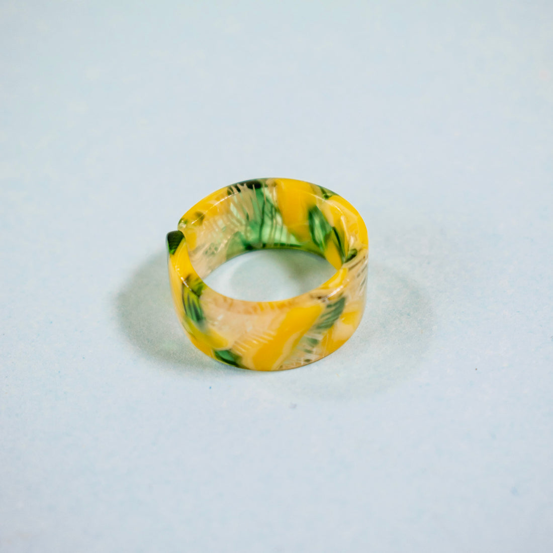 Anillo Acrílico Mango Verde - Talla única 8
