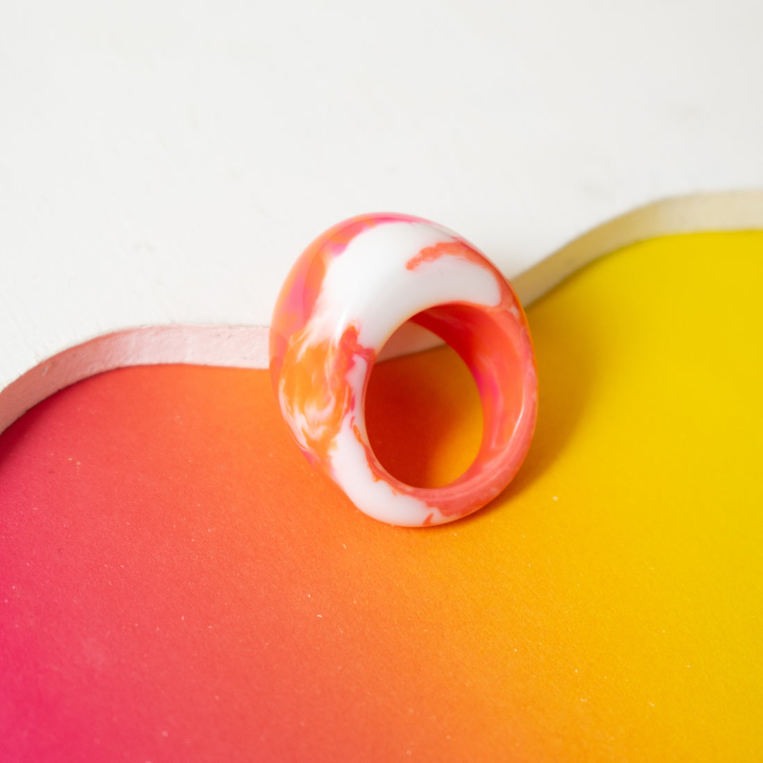¡NEW! Anillo Prisma Fucsia - Talla única 9