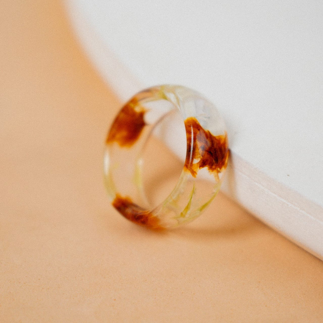 ¡NEW! Anillos flores transparente Café - Talla 7