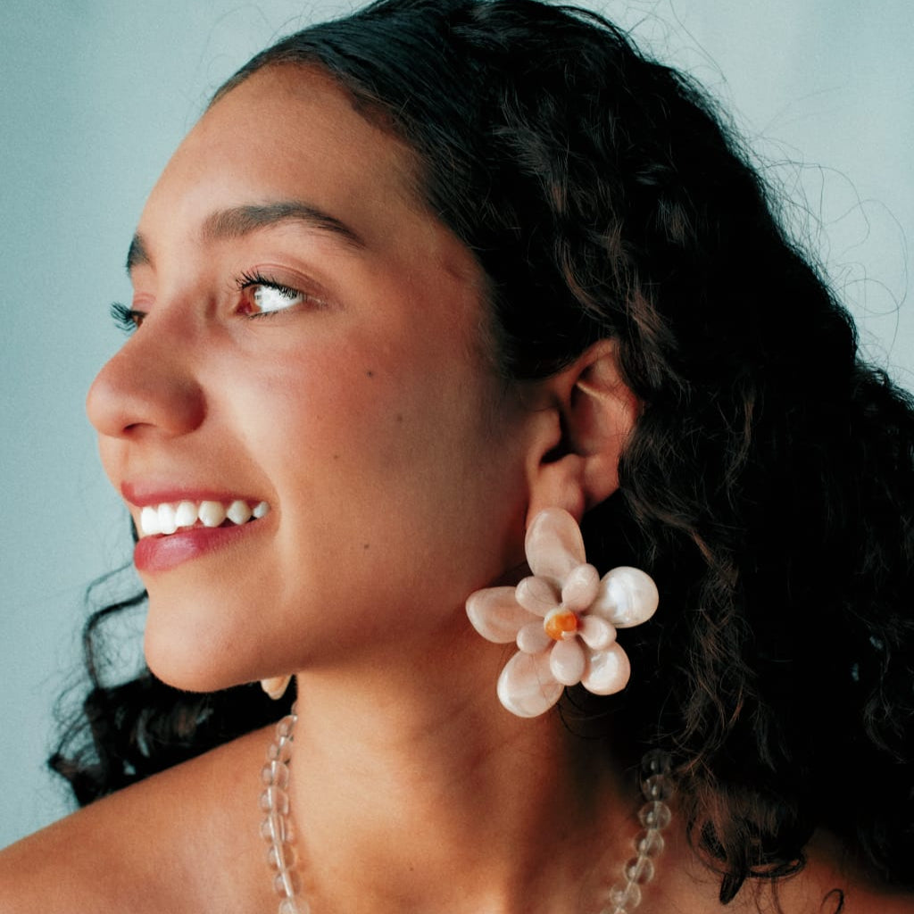 ¡NEW! Aretes Flor Palo de rosa