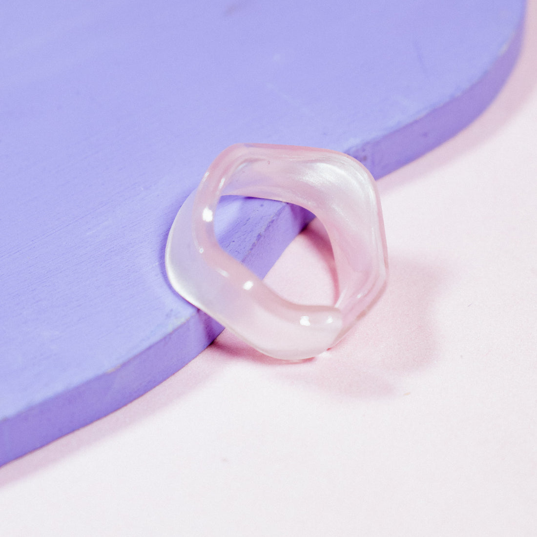 ¡NEW! Anillo acrílico Onda Rosa - Talla 7