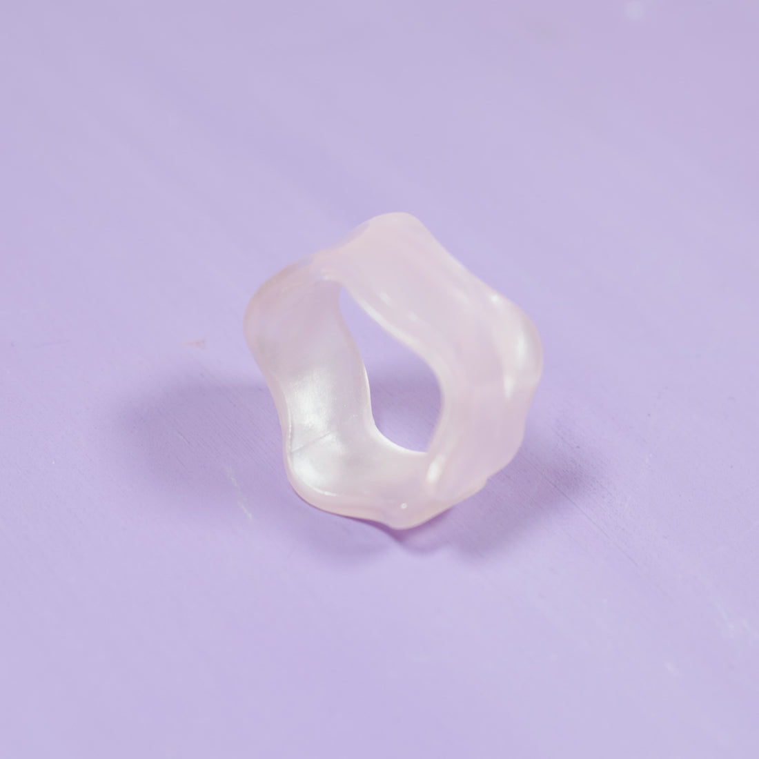 ¡NEW! Anillo acrílico Onda Rosa - Talla 7
