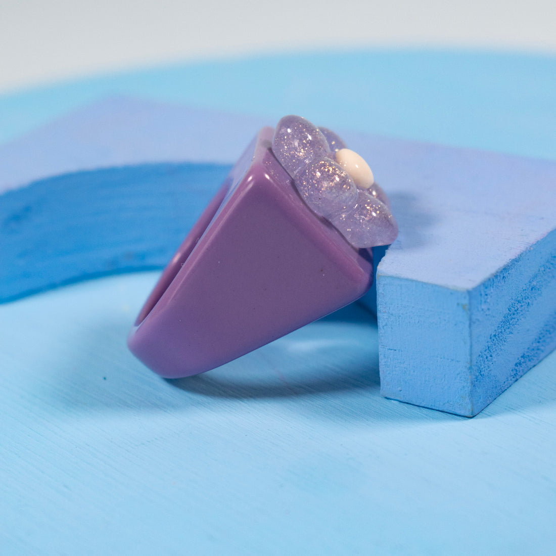 ¡NEW! Anillo Petalo Lila - Talla única 8.5
